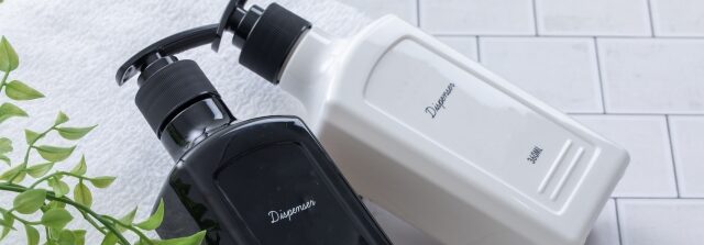 アイドラッグストアで医薬品を比較しながら通販で選ぶイメージ、価格や種類を確認して自宅で注文できる様子